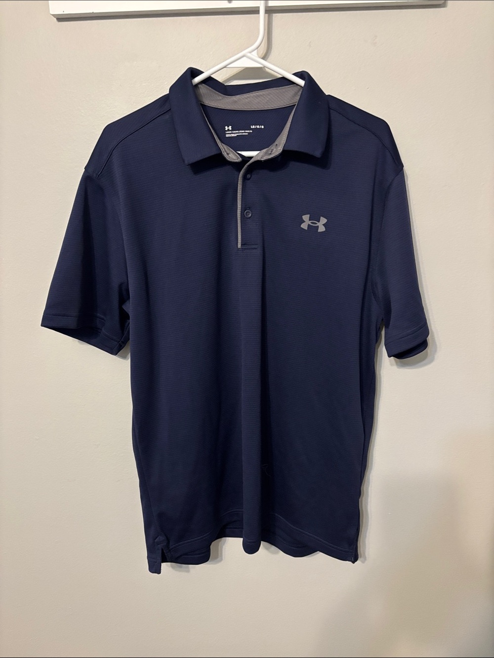 Under Armour Men’s Navy Polo with Gray Logo